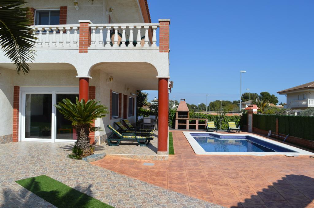 Vista Cunit Vila Cubelles Exterior foto